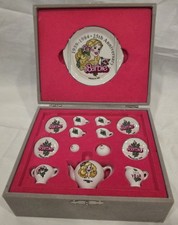 VINTAGE 1984 MATTEL BARBIE 25TH ANNIVERSARY 14 PIECE MINI TEA SET COMPLETE
