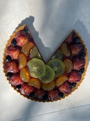 Realistic Fake Food Fresh Fruit Tart Strawberry Kiwi Desert Display Prop Faux