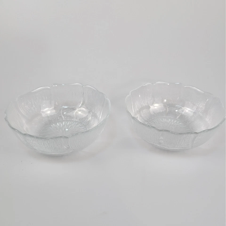 Vtg Arcoroc Fleur Small Fruit Dessert Bowl Flower Glass Petal Textured Berry - Image 2 of 4