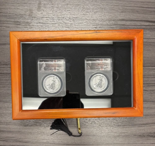 2023 Britannia MS70 King Charles III Queen Elizabeth II 2 Coin in Wood Box Set