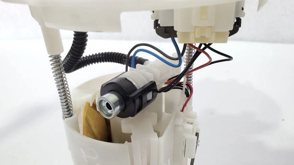 Fuel Pump Assembly 2.5L 4 Cylinder FWD Tank Mounted OEM 2019 2023 Nissan Altima Foto 2 de 4