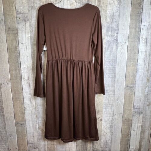 Brown Unbranded Large Peplum Dress with Long Sleeves & V-Neck - Picture 2 of 7