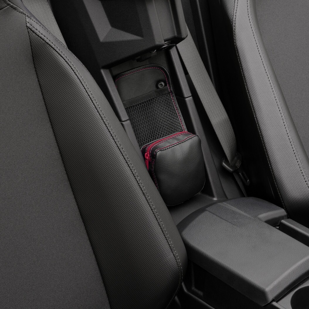 Show Chrome - H44-3ZRED - Center Console Organizer, Red with Red Zipper ...