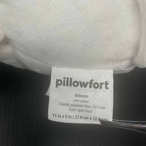 Almohada colgante de felpa de unicornio blanco Target Pillowfort cuerno dorado - Imagen 5 de 5