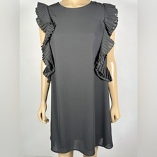 Lulus Women’s Size Medium Black Keyhole Ruffle Detail Dress