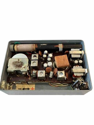 Spica Transistor Radio- Model ST-600 - Made By Sanritsu Elec