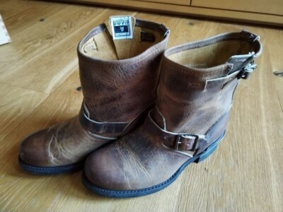 NEU! OVP! Frye Damen Boots, 9 1/2 Engineer 8``R, Gr. 39 oder 40, Weite M