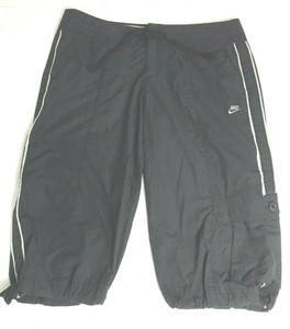 nike knee length shorts womens