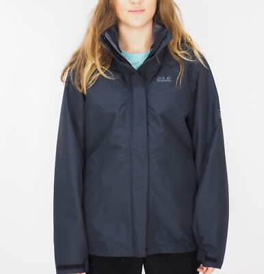 Warme Damen-Winterjacke Jack Wolfskin Pouring Rain 5008143 schwarz mit Kapuze