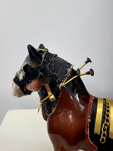 Vintage Ceramic Clydesdale Horse Figurine With Harness & Trappings 20 cm - Imagen 10 de 15