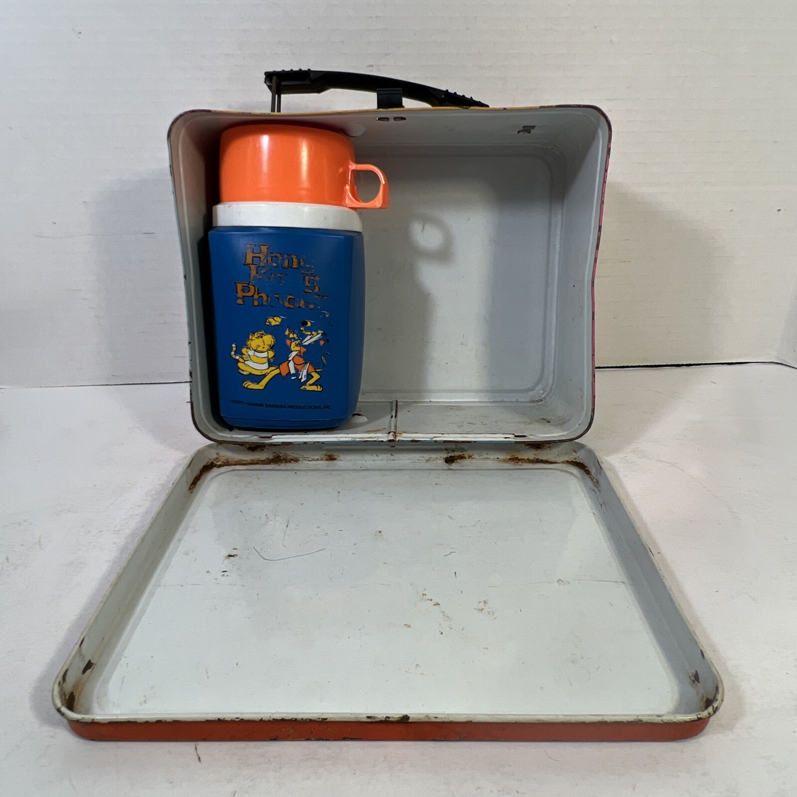 VINTAGE 1975 Hong Kong Phooey Metal Lunchbox Lunch Box Plastic Thermos