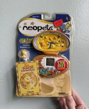 Vintage Hasbro Neopets Electronic Handheld Ga...
