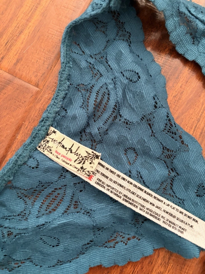 Free People Women's Bralette Size Small Lece Blue - Image 3 of 3