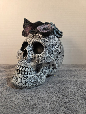 Halloween Moonlight Manor Resin Flower Butterfly Skull