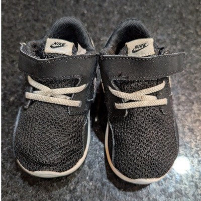 Nike MD Runner 2 Toddler Sneakers Black White Hook Loop Strap 806255-001