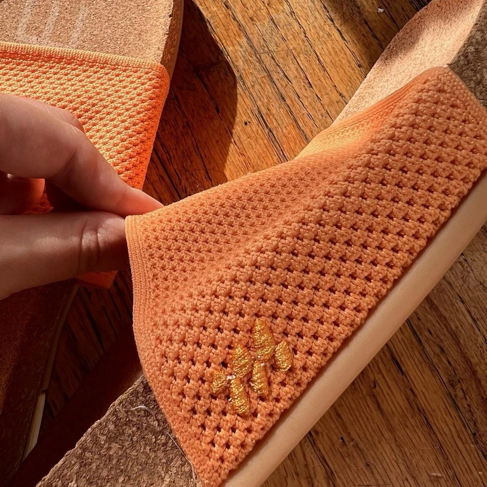 Slides laranja Message. Feminino tamanho 38 (7,5). - Imagem 2 de 4