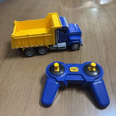 Battat- DRIVEN Toy Remote Control Dump Truck Lights And Sounds 7  x 3 