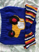 Gorgeous Fun Bright Tractor Jumper Aged 4-5 Cosy And Warm