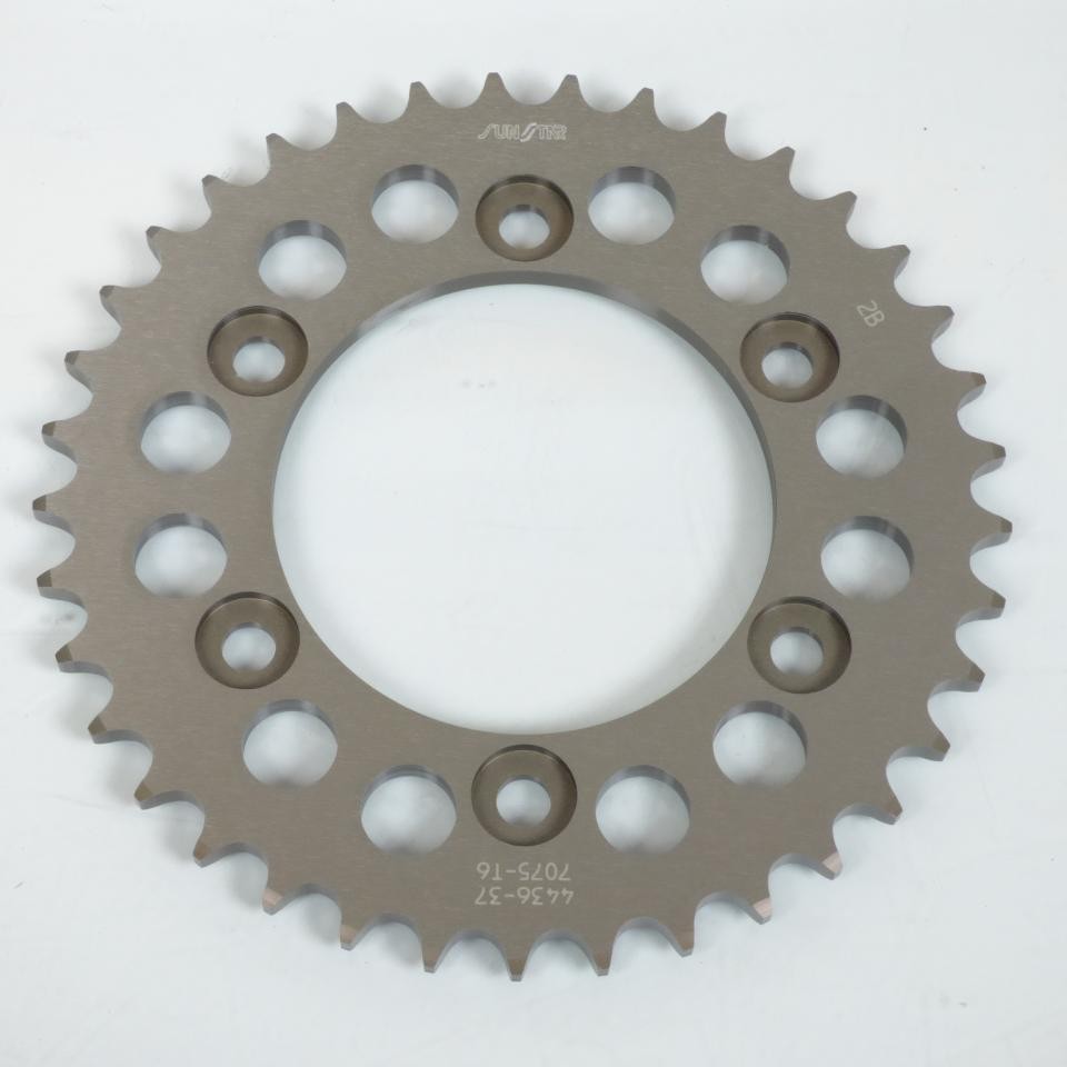 Couronne Sunstar Ducati 916 ST4 acier haute précision pas 525