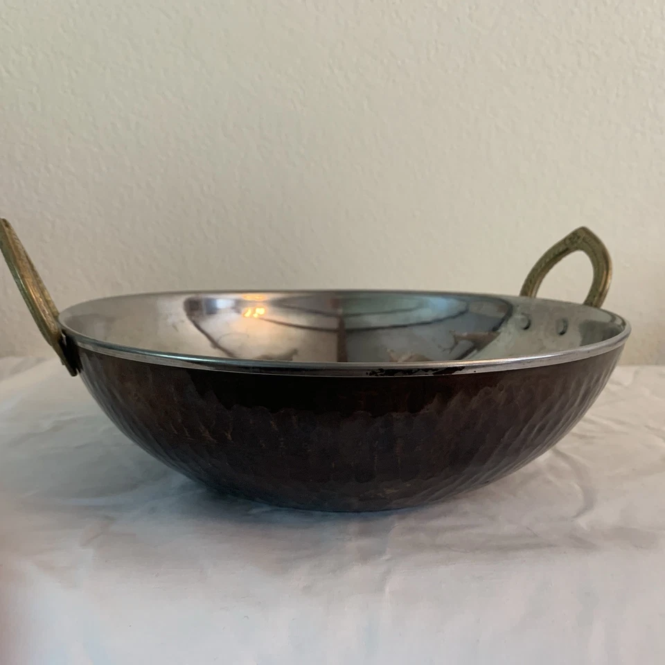 Cuencos de acero inoxidable martillado de cobre Karahi para comida india Foto 3 de 4