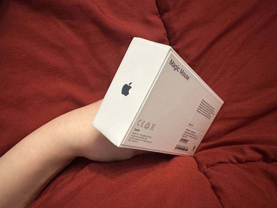 Apple Magic Mouse - Silver - Image 4 of 4