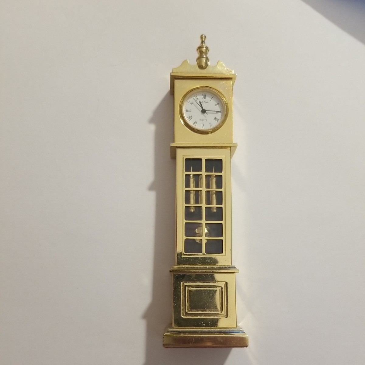 VINTAGE BULOVA MINIATURE GRANDFATHER CLOCK 1988 B-0552 need replace  battery!!!