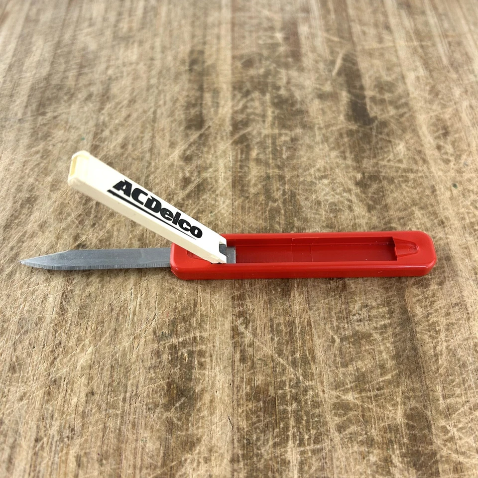 Navaja de Bolsillo Publicitaria De Colección EE. UU. Deslizable Abierta AC Delco Nunca Usada Roja Foto 2 de 4