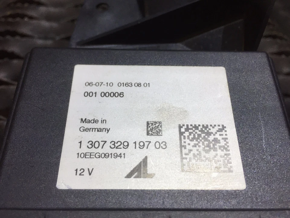 05 06 07 08 09 10 11 VOLVO S40 Headlight Xenon Control Module 130732919703 OEM - Image 2 of 4