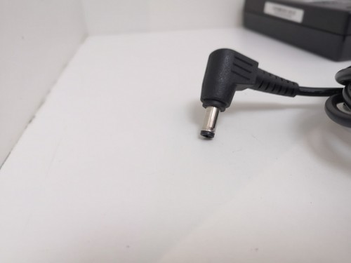 Original Notebook Laptop Netzteil Ladegerät Asus ADP-90CD DB 19V und 4,74A - Bild 6 von 10