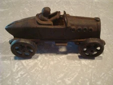 Antique  1920s/1930s A.C. Williams Cast Iron Boat Tail Racer Racing Toy Car