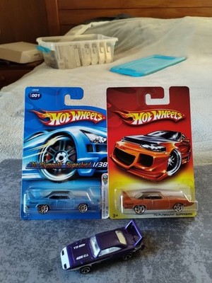 HOT   WHEELS '70 Plymouth Superbird 1st Edition, Walmart & Walgreens Exclusive 