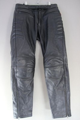SCHWARZE LEDER BIKER HOSE SKINTAN + CE KNIEPANZER: TAILLE 34 INCH/BEIN 33 INCH