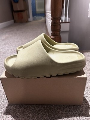 Adidas Yeezy Slide Resin Mens Size 11 Pre-Owned 9/10 Condition