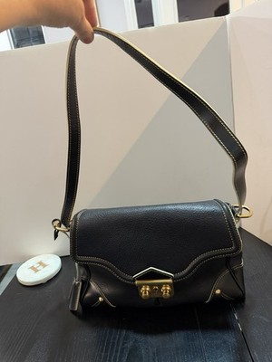 Authentic  Louis Vuitton Leather Black Suhali L'Essentiel PM Bag 