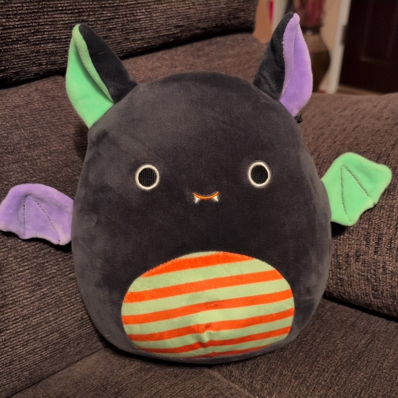 Squishmallows Halloween 9” FARIQ the black Vampire Bat Plush