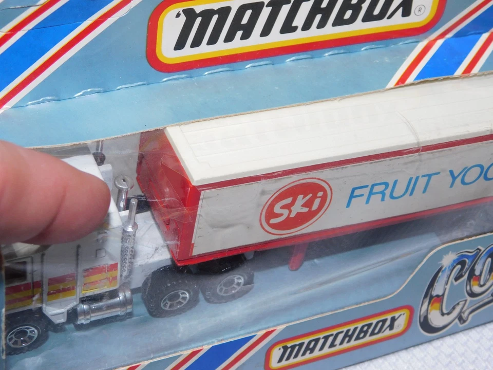 Matchbox 1/64 1982 SKI FRUIT YOGURT Tractor Trailer Box RARE PROMOTIONAL PROMO - image 4 of 4