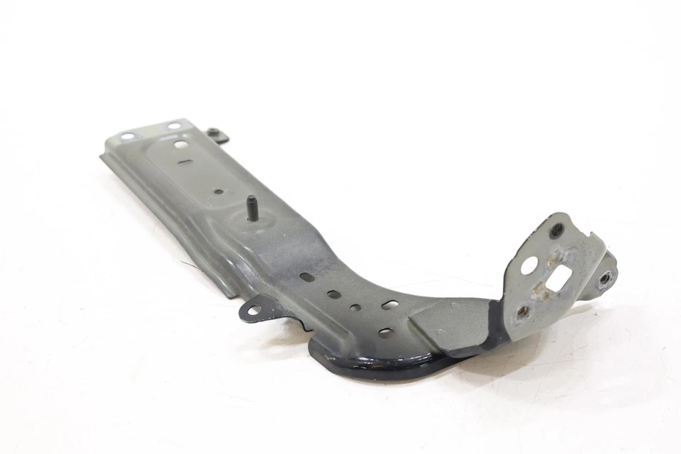 2024 - 2025 MAZDA CX-90 GUARDABARROS DELANTERO DERECHO SOPORTE SOPORTE OEM NEGRO_41W Foto 4 de 4