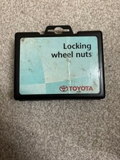TOYOTA LOCKING WHEEL NUTS SET