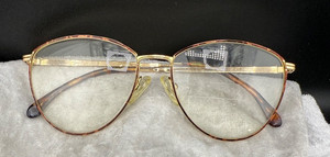 Vintage Women’s Wire Frame Glasses Modern