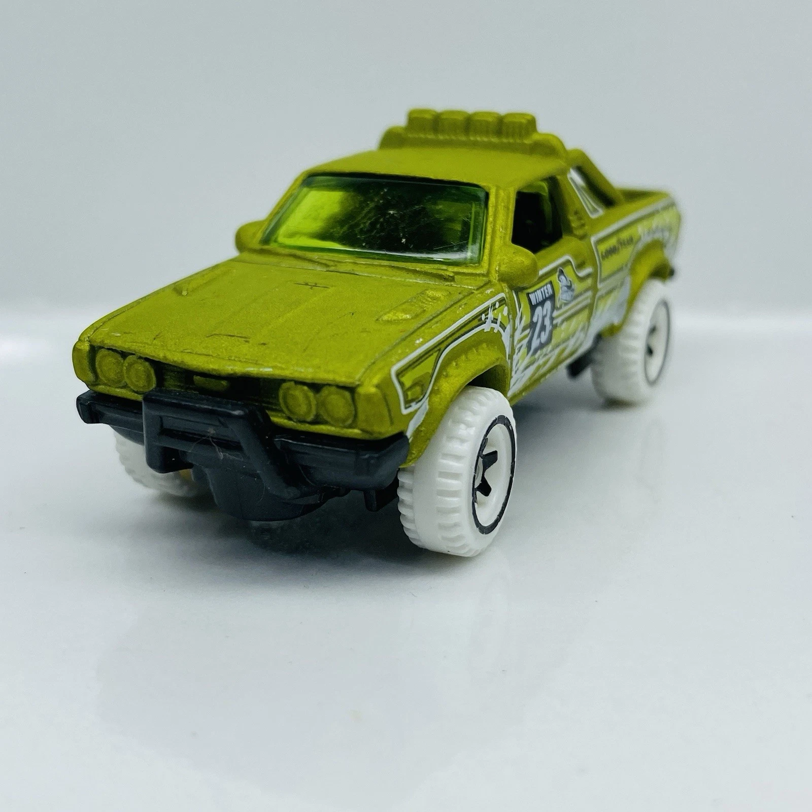 Picture 1 of 9