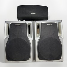 PAIR OF AIWA SX-NA335 and SX-C605 STEREO SPEAKERS 40 WATT GREAT WORKS