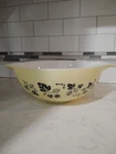 Pyrex 444 Yellow Gooseberry 4 Quart Vintage Cinderella Mixing Bowl Large