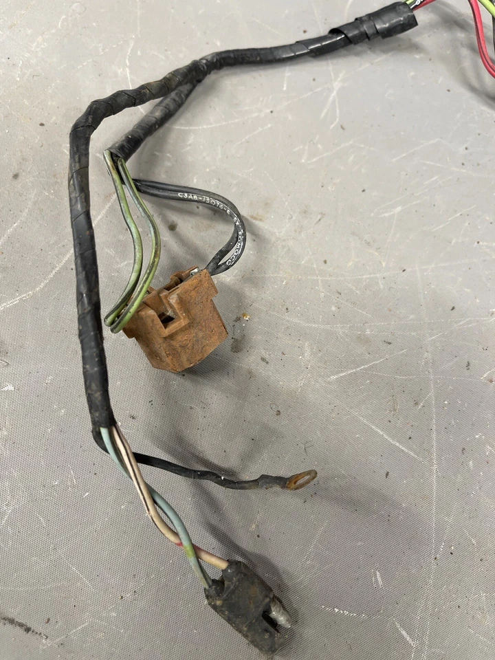 Parachoques delantero Ford Galaxie 1962-1964 intermitente luces de estacionamiento luces marcador de carcasa Foto 2 de 3