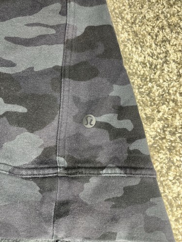 Lululemon All Yours Crew Fleece Pullover Sweatshirt Women’s Sz 8 Black Camo - Picture 5 of 7