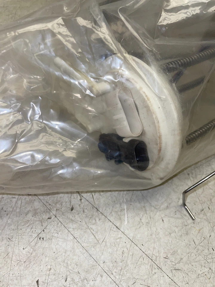 Módulo de bomba de combustível gasolina unidade de envio Chevy C/K 1500 2500 3500 caminhonete picape NOS D666 - Imagem 4 de 4