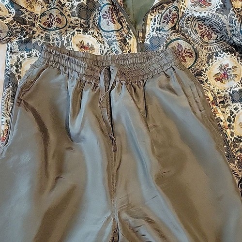 EVR DIV ROUSSO vintage donna verde oliva 100% seta con jogger floreale taglia S - Foto 13 di 15