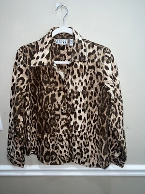 K*E*R*E*N Hart Leopard Print Button Down Shirt Blouse size M long sleeve