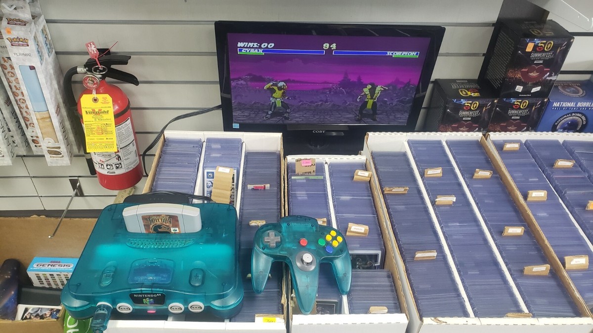 FUNTASTIC ICE BLUE NINTENDO 64 CONSOLE N64 1 CONTROLLER CORDS FUNTASTIC ICE BLUE NINTENDO 64 CONSOLE N64 1 CONTROLLER CORDS