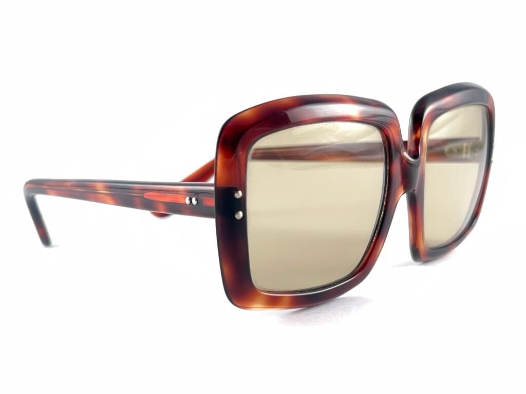 MINT VINTAGE JOSEPH MAGNIN SQUARE TORTOISE SUNGLASSES 70'S MADE IN