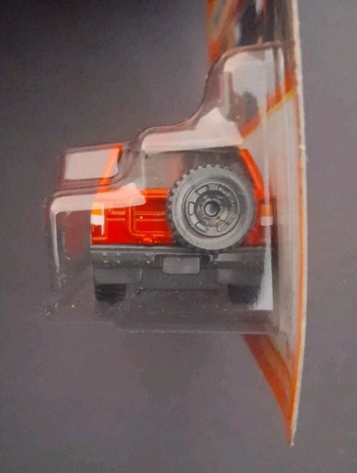 Matchbox Nissan Pathfinder 1985 - Immagine 4 di 4
